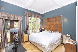 Photo 15- click for photo gallery